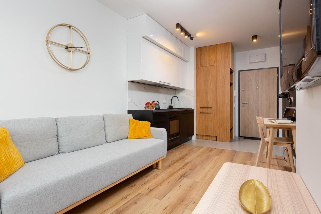 Atrium Promenada Apartments Goclaw By Noclegi Renters Warsaw Ngoại thất bức ảnh