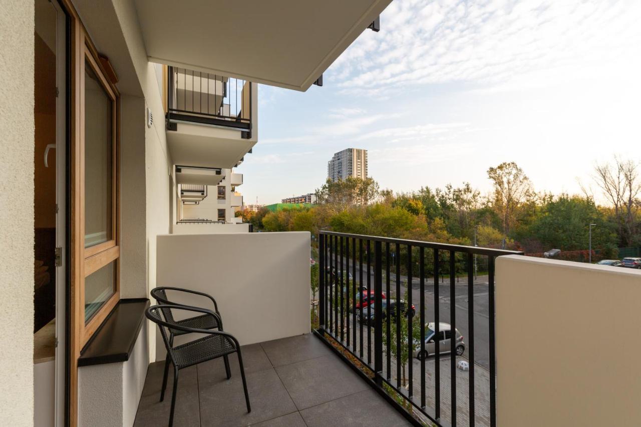 Atrium Promenada Apartments Goclaw By Noclegi Renters Warsaw Ngoại thất bức ảnh
