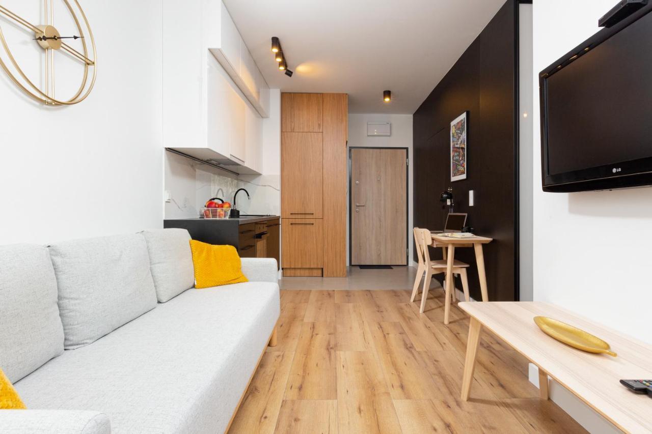 Atrium Promenada Apartments Goclaw By Noclegi Renters Warsaw Ngoại thất bức ảnh